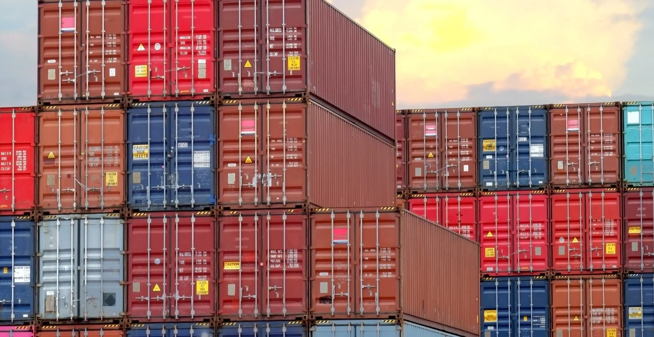 pourquoi-les-agriculteurs-adoptent-de-plus-en-plus-le-container-maritime-pour-leurs-recoltes-saisonnieres