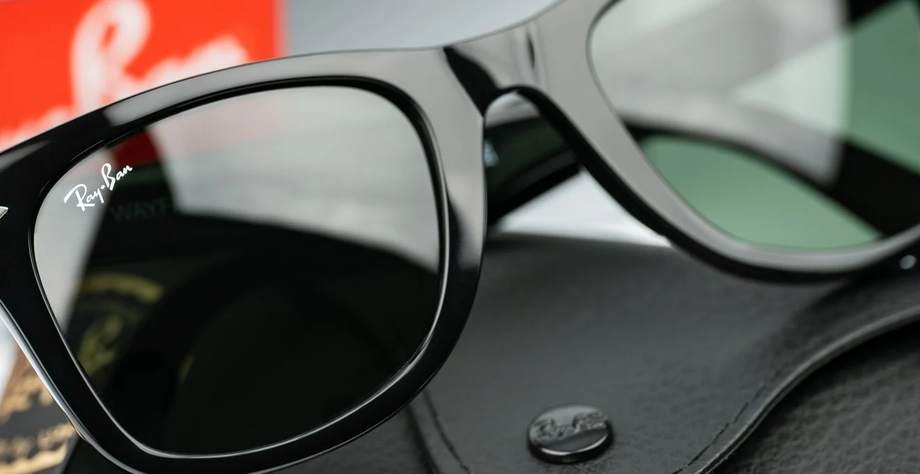 decouvrez-comment-la-tendance-retro-remet-les-ray-ban-au-coeur-du-style-urbain-moderne